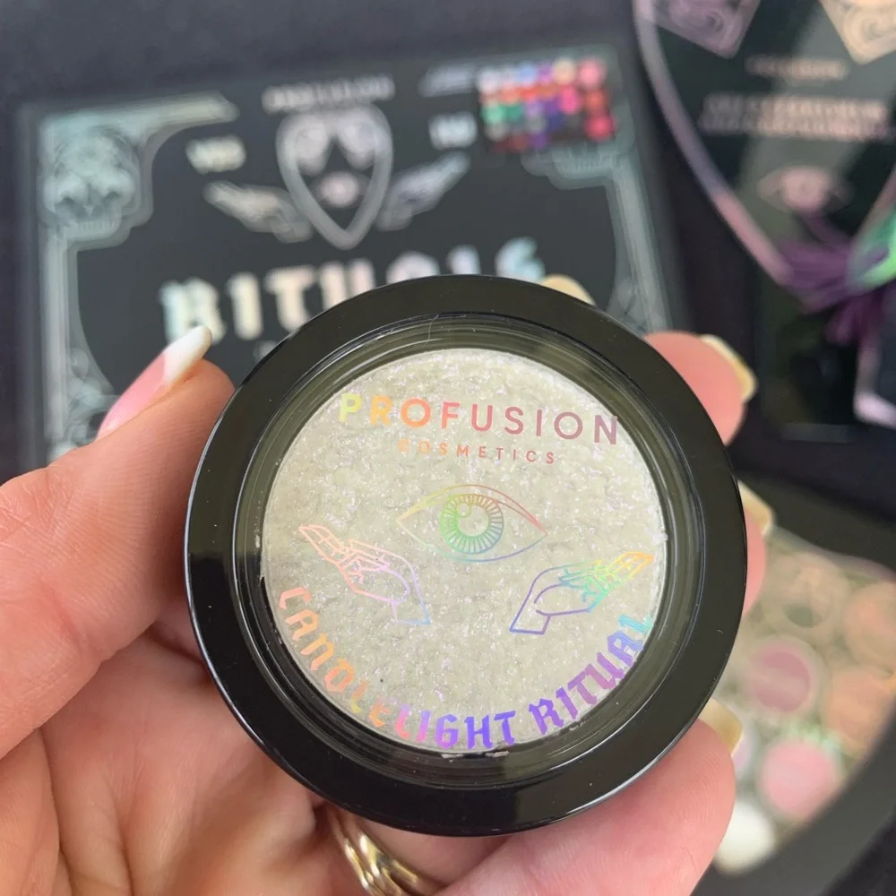 Revolution Bundle - Picture 3 of 10